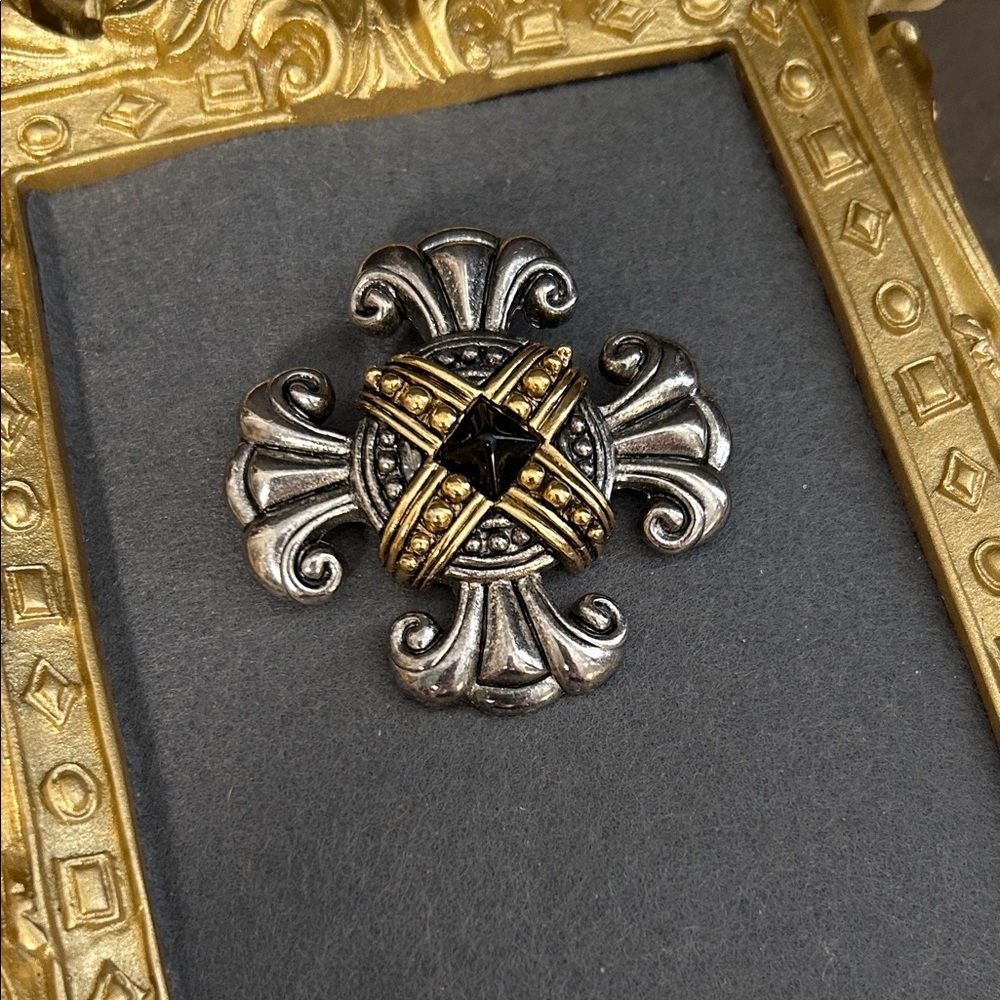 Gorgeous Premier Designs Maltese Cross Brooch with Black Gem and Gold Accents